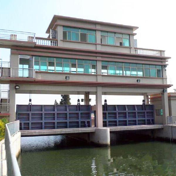 河道钢制闸门